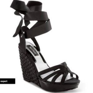 White House Black Market Wedge
